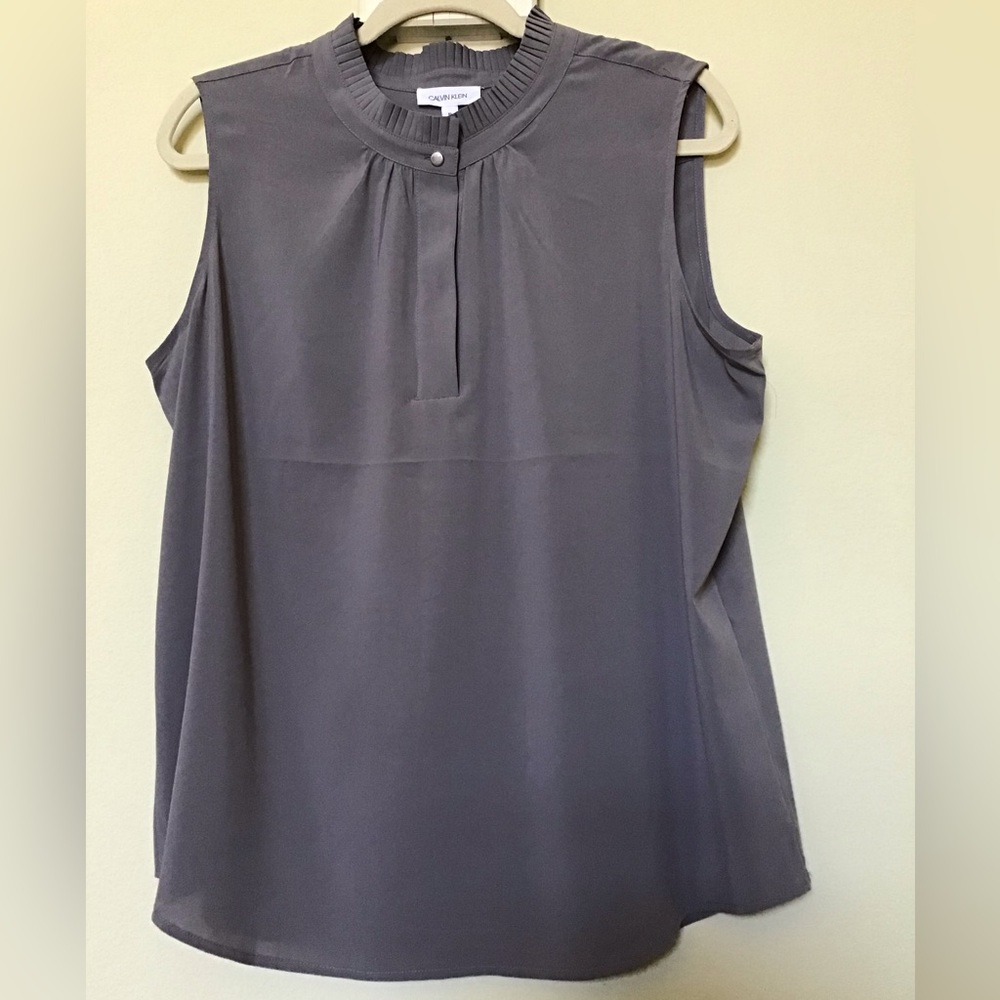 NWT Calvin Klein sleeveless blouse.